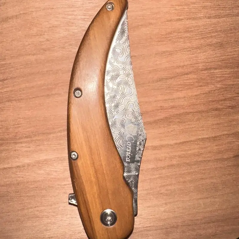 Couteau Corse personnalisé