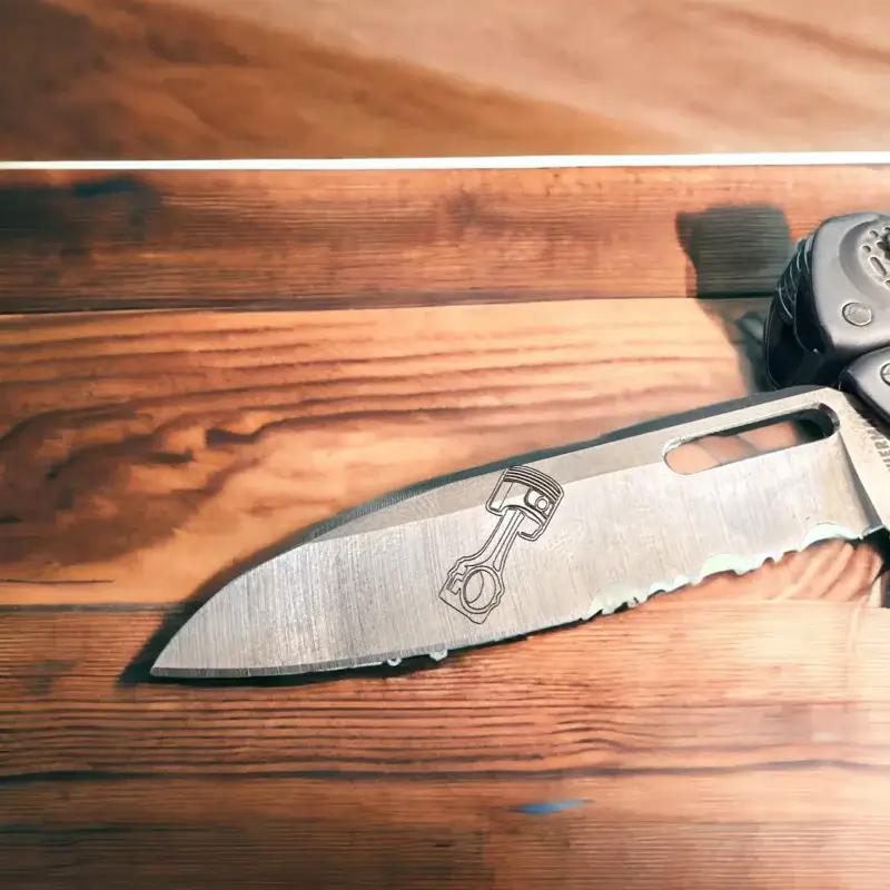 Couteau Leatherman avec gravure personnalisée